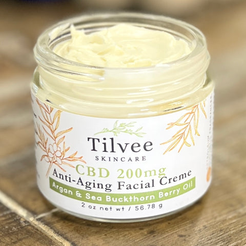 Hemp Anti-Aging Facial Creme. CBD for the face with Moroccan Argan oil and Sea Buckthorn berry oil.